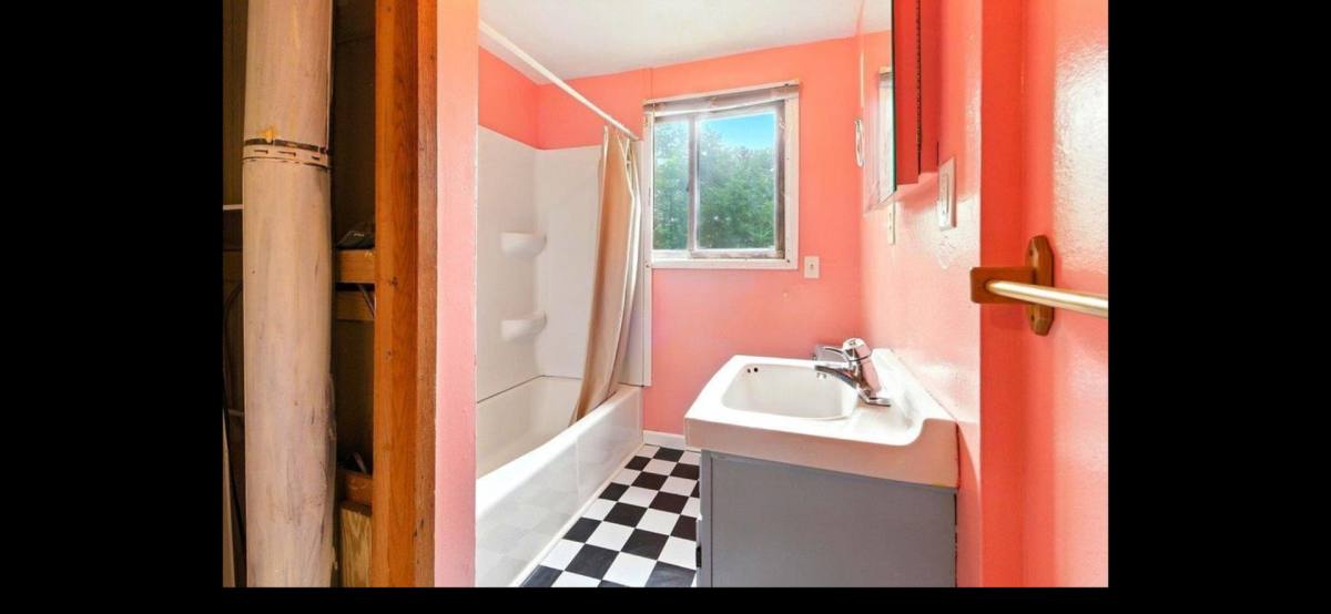 Apartment for rent at 3116 Pocahontas, Cedar Falls, IA 50613