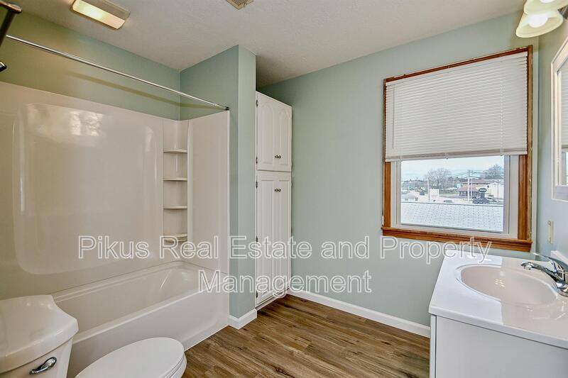 Apartment for rent at 713 N Main St, North Canton, OH 44720