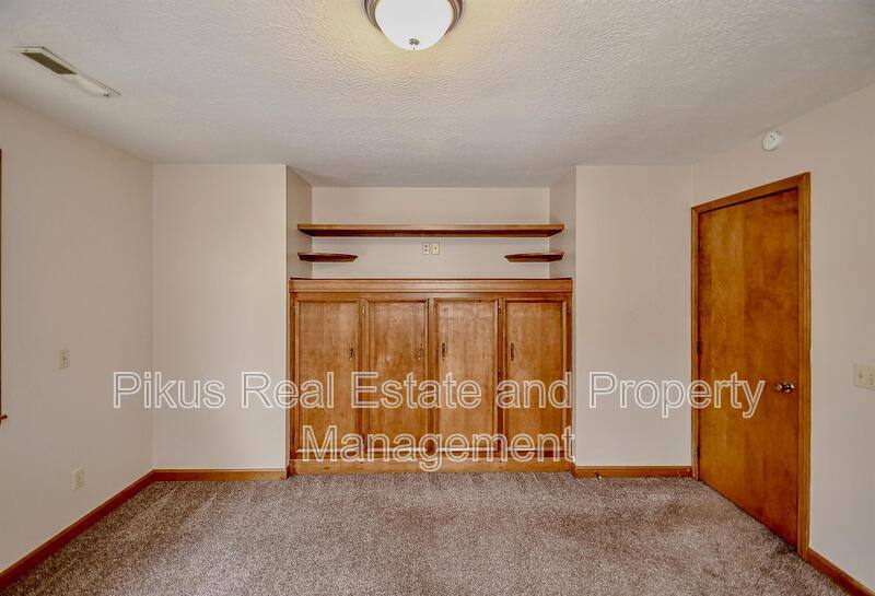 Apartment for rent at 713 N Main St, North Canton, OH 44720