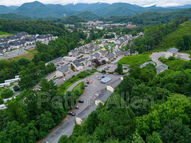Apartment for rent at 97 Citadel Dr #105, Cullowhee, NC 28723