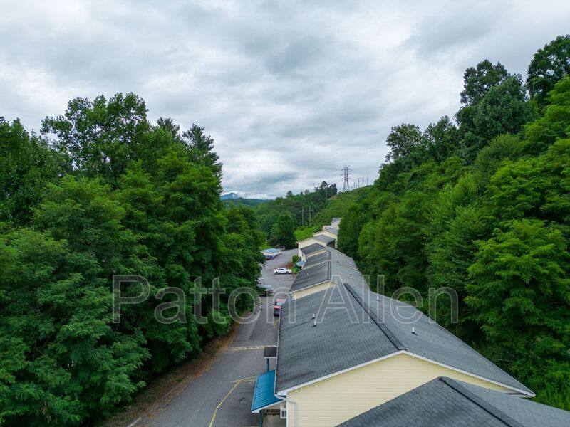 Apartment for rent at 97 Citadel Dr #105, Cullowhee, NC 28723