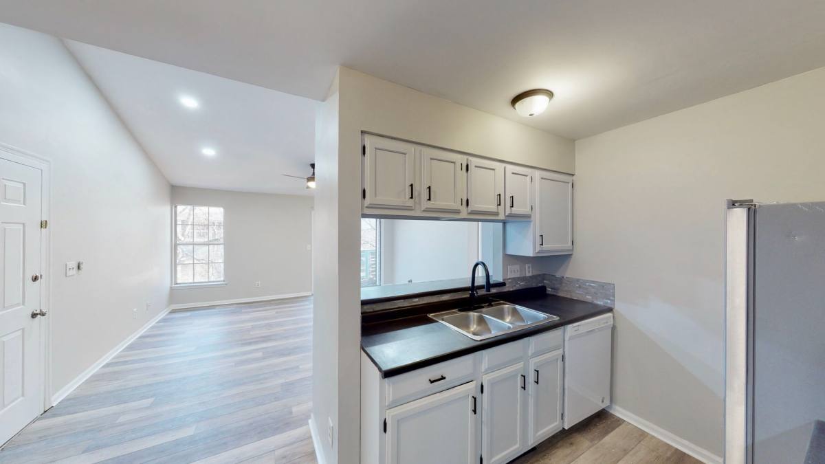 Apartment for rent at 9617 Vinca Circle, Charlotte, NC 28213