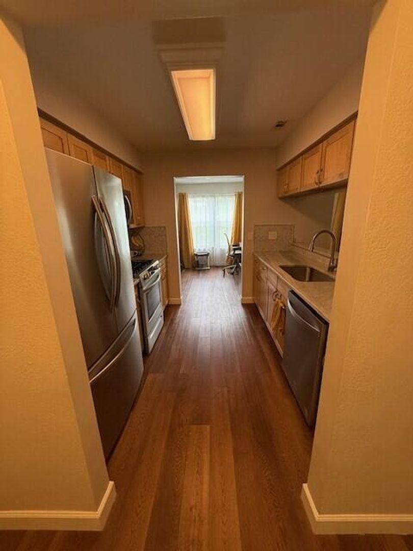 Condo for rent at 111 Fieldcrest, Ann Arbor, MI 48103