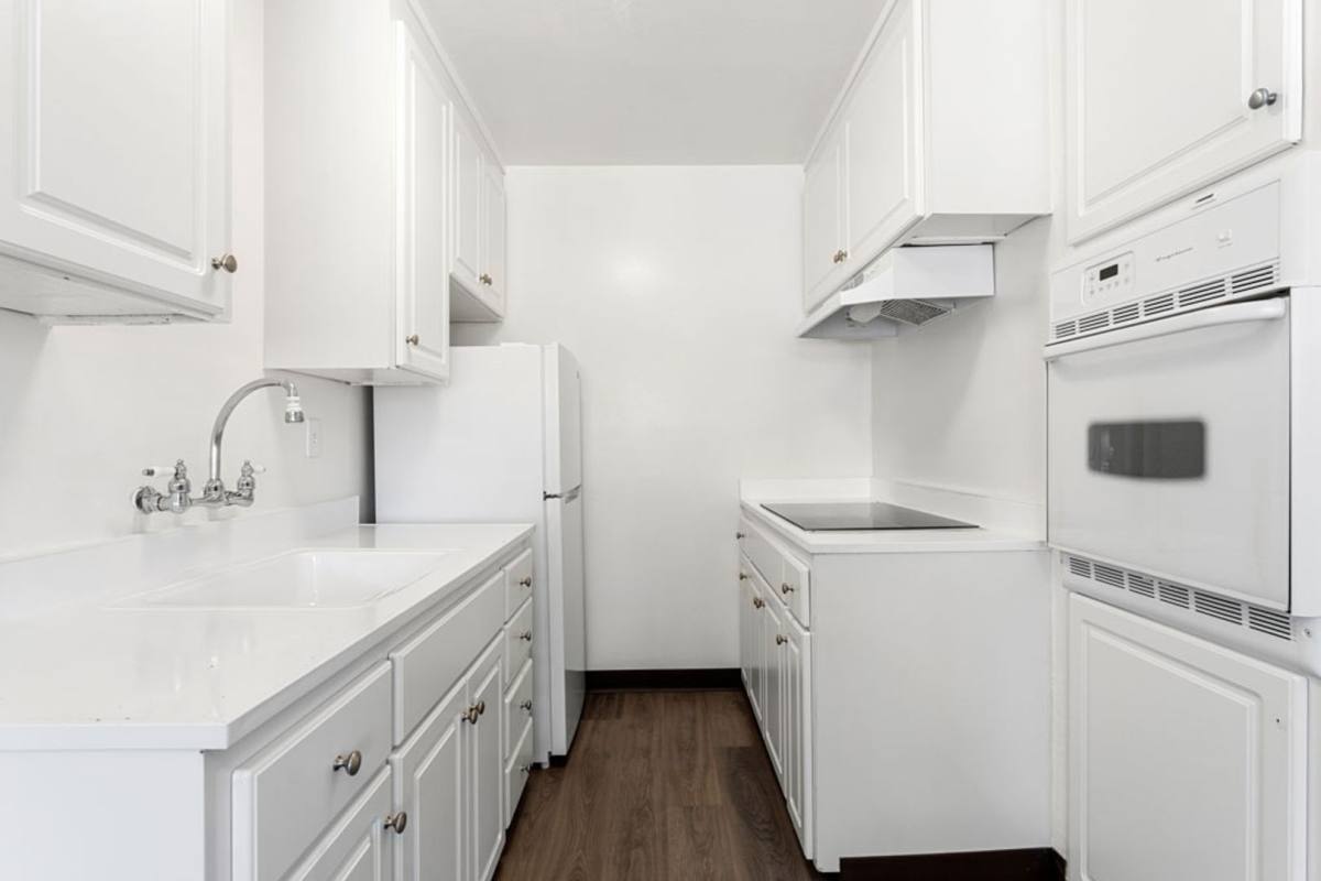 Apartment for rent at 360 Chiquita Ave, Mountain View, CA 94041
