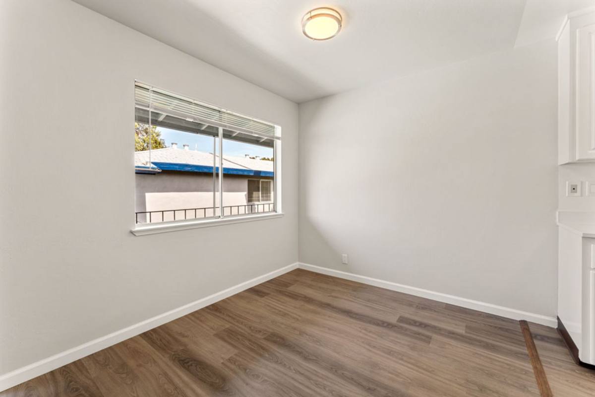 Apartment for rent at 360 Chiquita Ave, Mountain View, CA 94041