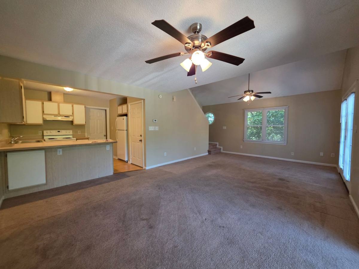 Townhouse for rent at 113 Craig Dr #B, Emerald Isle, NC 28594