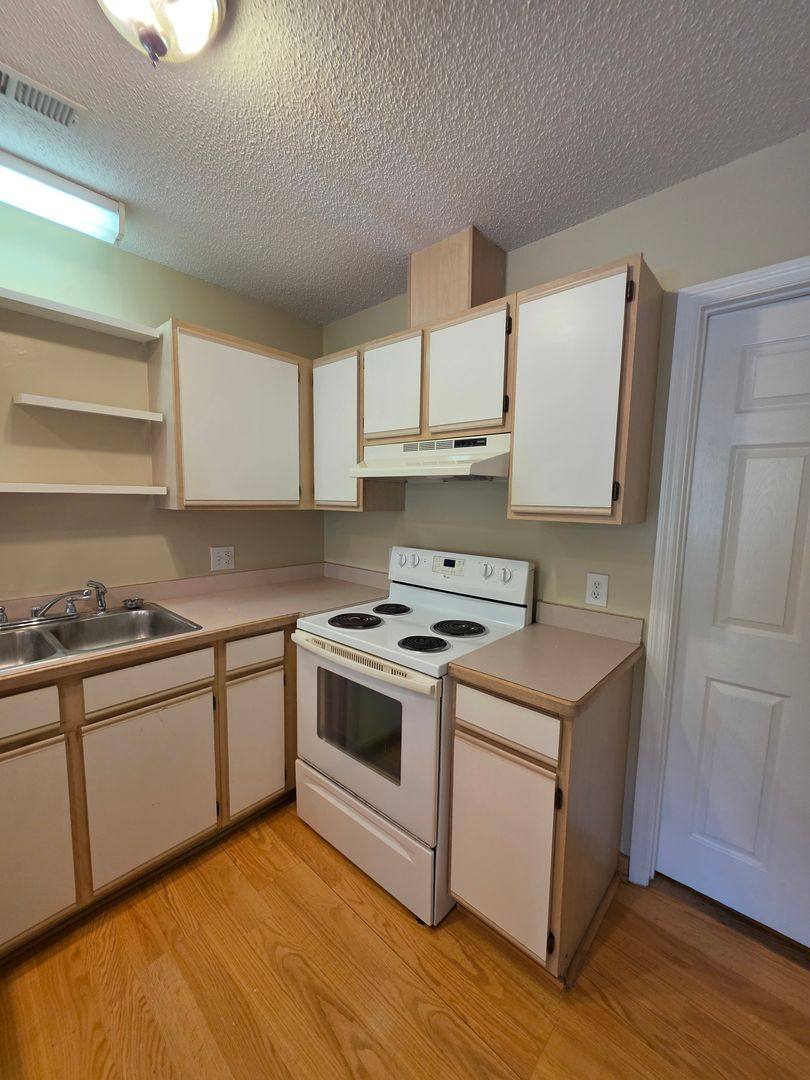 Townhouse for rent at 113 Craig Dr #B, Emerald Isle, NC 28594