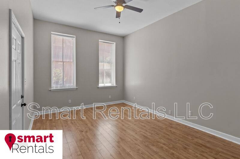 Apartment for rent at 1711 S 8th St #A, Saint Louis, MO 63104