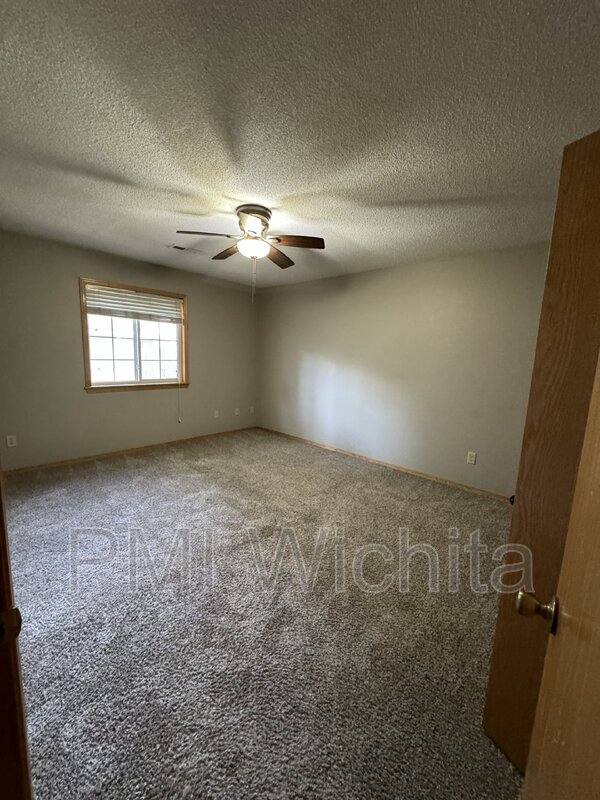 Apartment for rent at 107 S Gordon St, Wichita, KS 67213