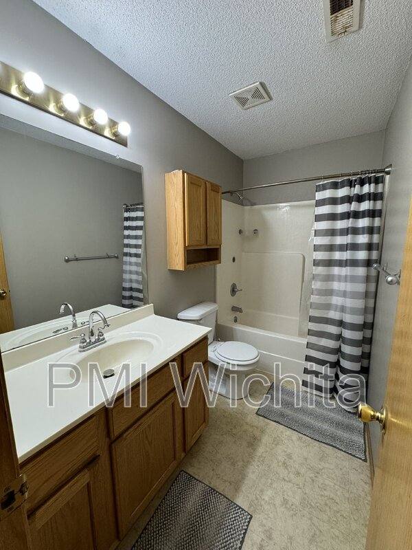Apartment for rent at 107 S Gordon St, Wichita, KS 67213
