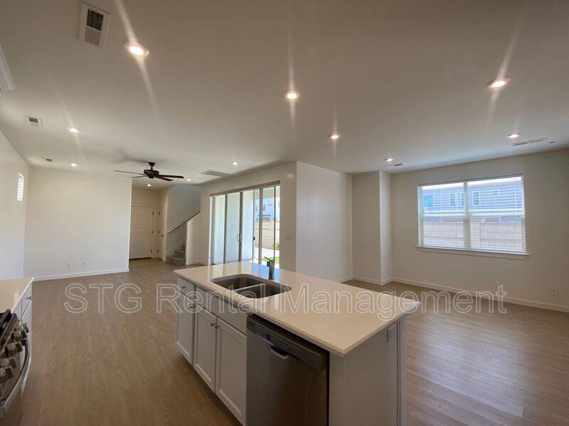 House for rent at 767 W Scarlet Hill Dr, Saint George, UT 84790