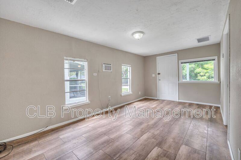 House for rent at 735 Marion St, Daytona Beach, FL 32114