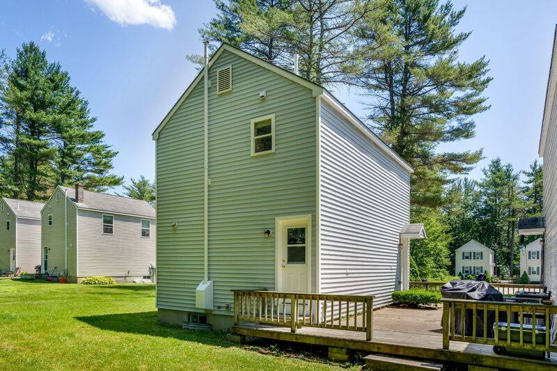 Townhouse for rent at 10 Rose Terrace Circle, Kennebunkport, ME 04046