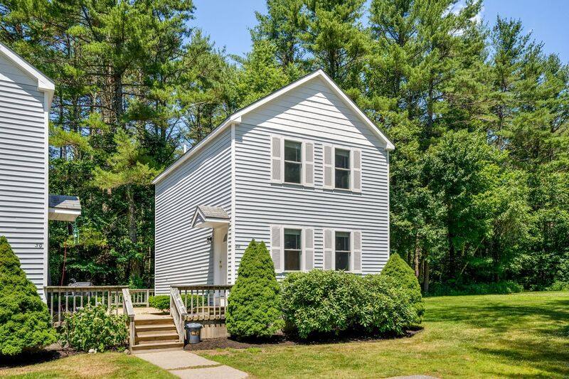 Townhouse for rent at 10 Rose Terrace Circle, Kennebunkport, ME 04046