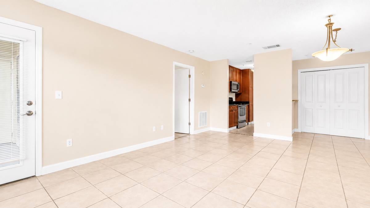 Condo for rent at 11901 4th St N, Saint Petersburg, FL 33716