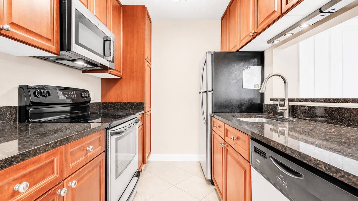 Condo for rent at 11901 4th St N, Saint Petersburg, FL 33716