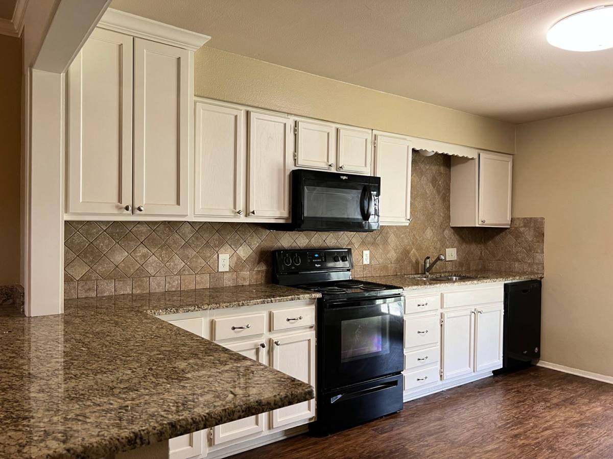 House for rent at 8414 Cambridge Rd, Tyler, TX 75703