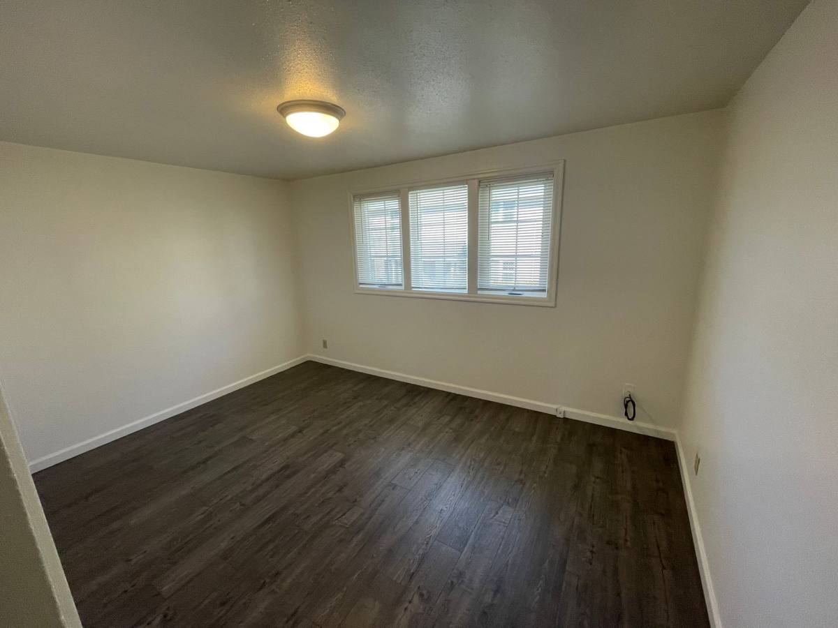 Apartment for rent at 1104 NE Freemont Ave, Roseburg, OR 97470
