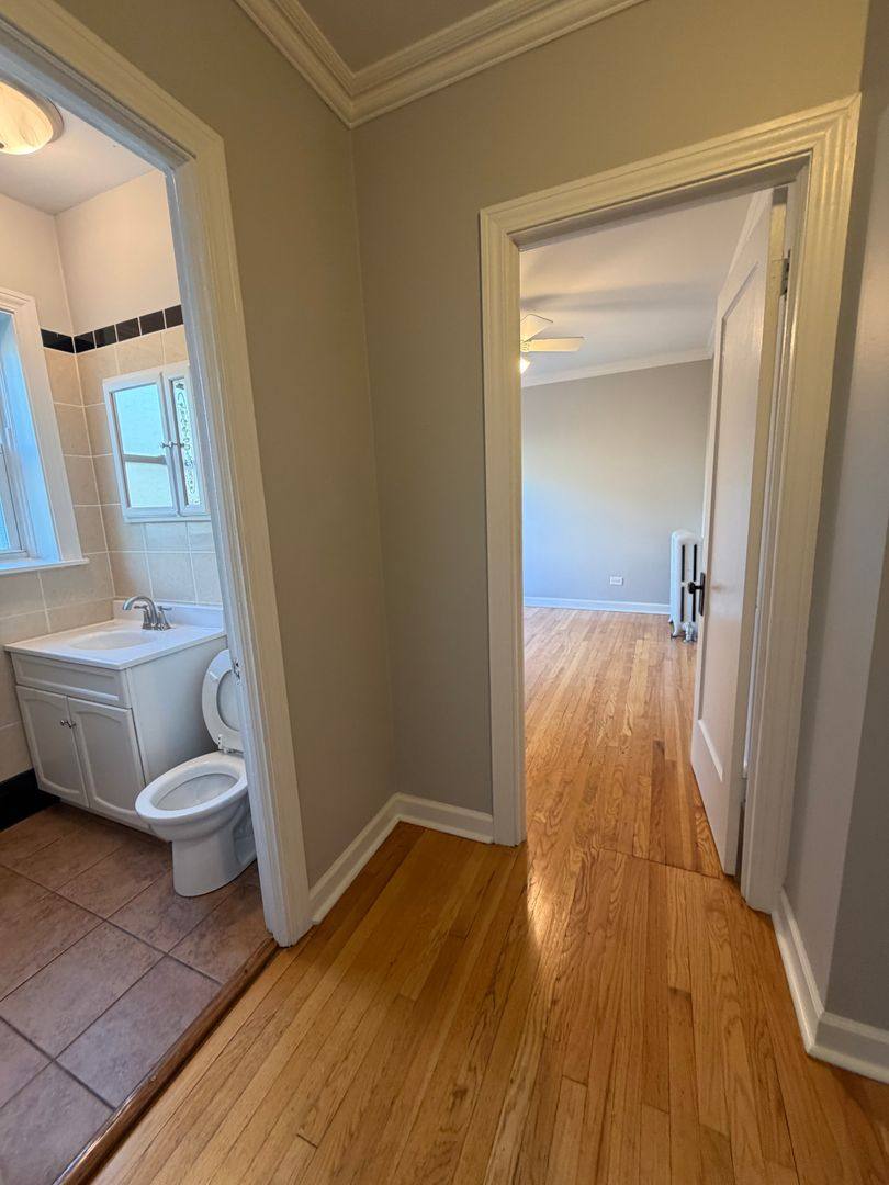 Apartment for rent at 5736-52 S Stony Island, Chicago, IL 60637