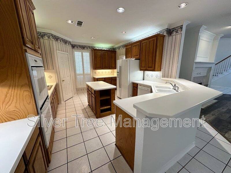 House for rent at 3200 Blenheim Court, Plano, TX 75025