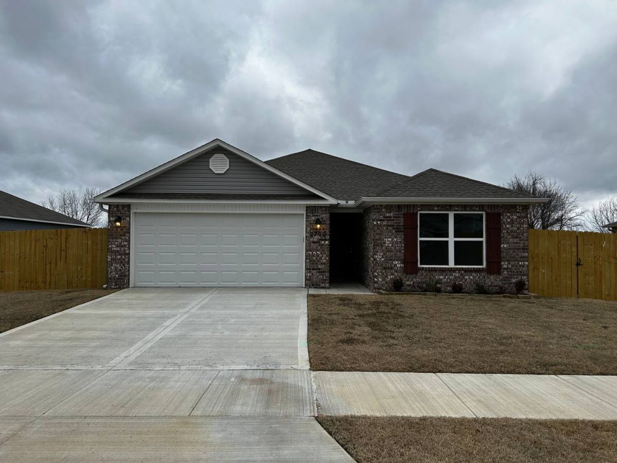 House for rent at 2790 W Azurite St, Fayetteville, AR 72704