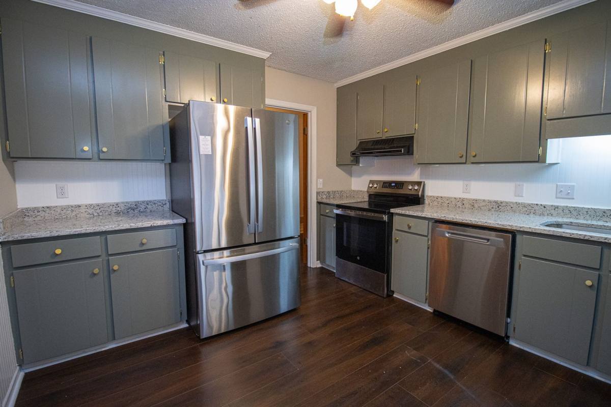 House for rent at 140 Land of Lakes Circle, Lexington, SC 29073
