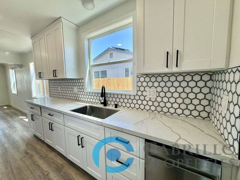 House for rent at 3724 Nile St, San Diego, CA 92104