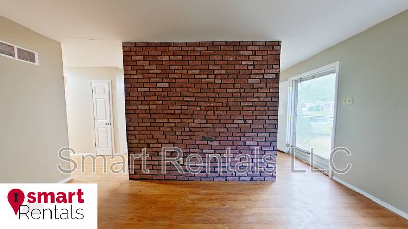 House for rent at 1504 Redman Blvd, Saint Louis, MO 63138