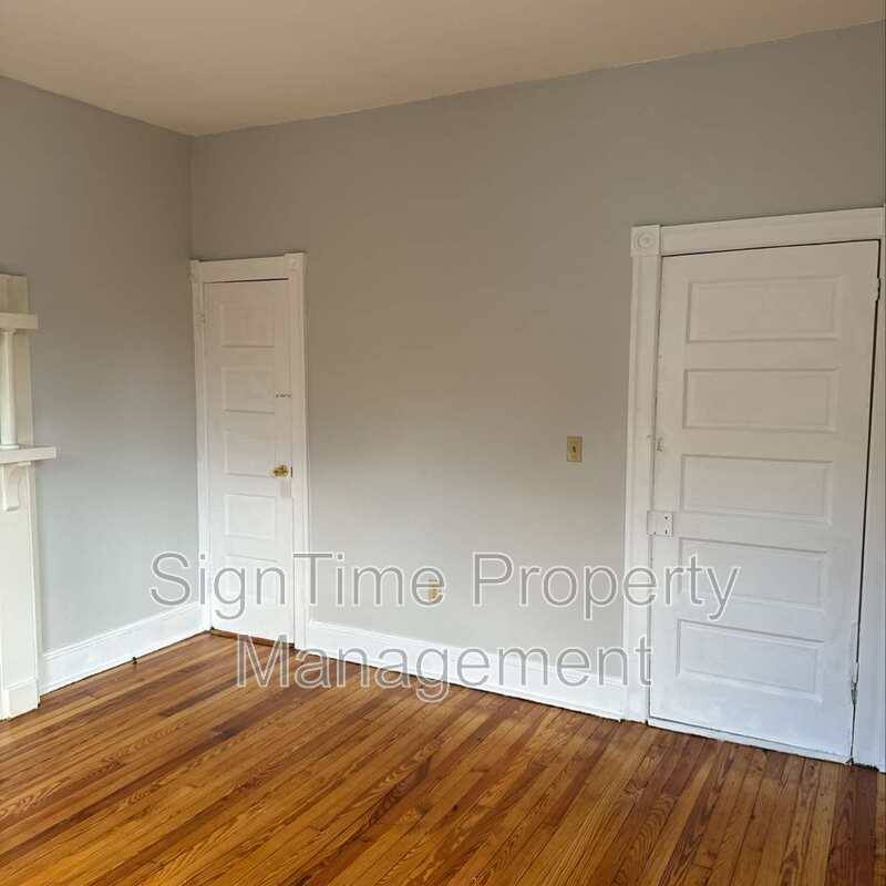 Apartment for rent at 238 Summit Ave #6, Hagerstown, MD 21740