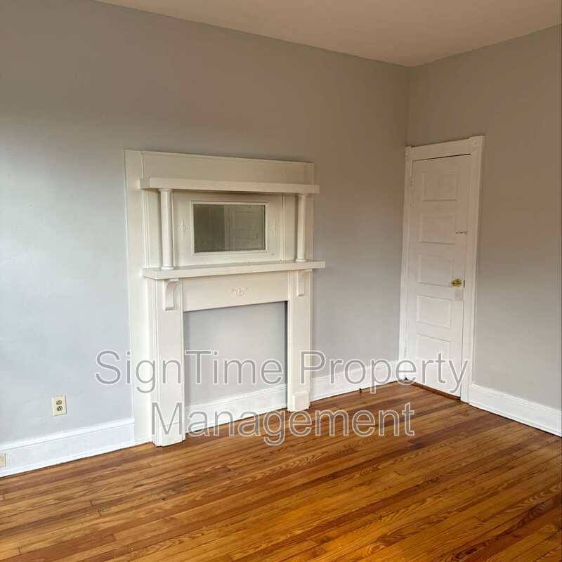 Apartment for rent at 238 Summit Ave #6, Hagerstown, MD 21740
