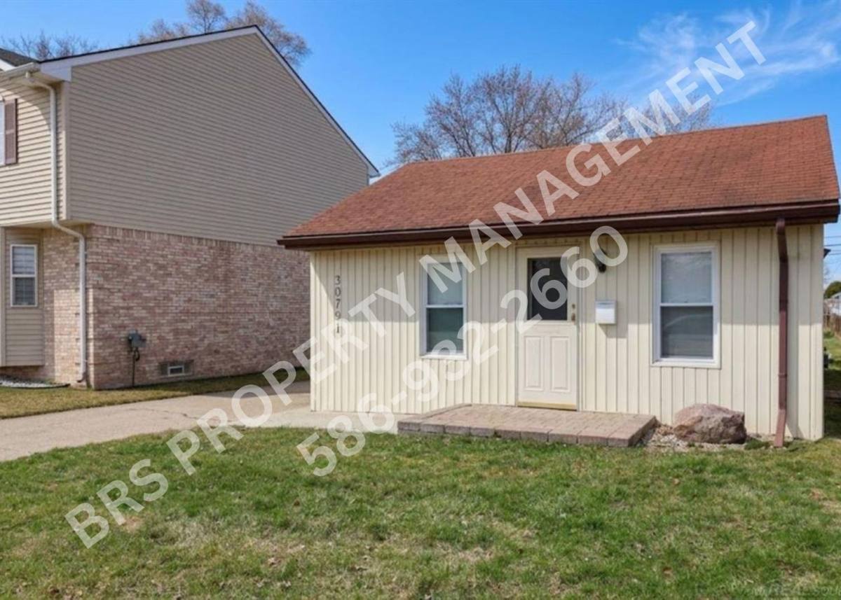 House for rent at 30791 Alger St, Madison Heights, MI 48071