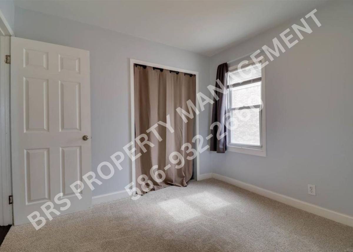 House for rent at 30791 Alger St, Madison Heights, MI 48071