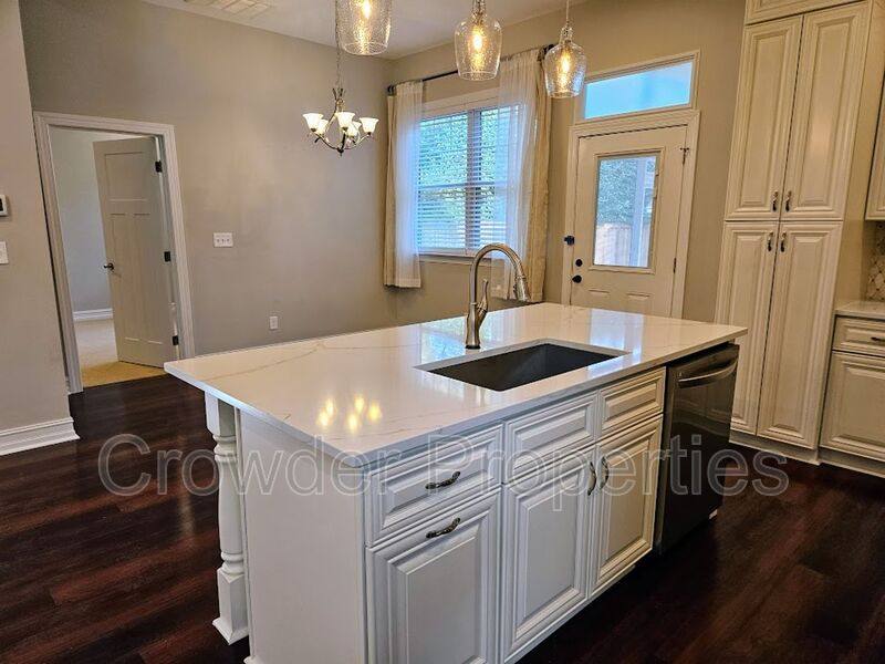 House for rent at 1016 Condon St, Charlotte, NC 28216