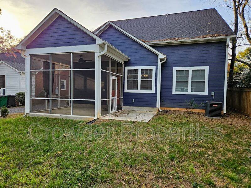 House for rent at 1016 Condon St, Charlotte, NC 28216