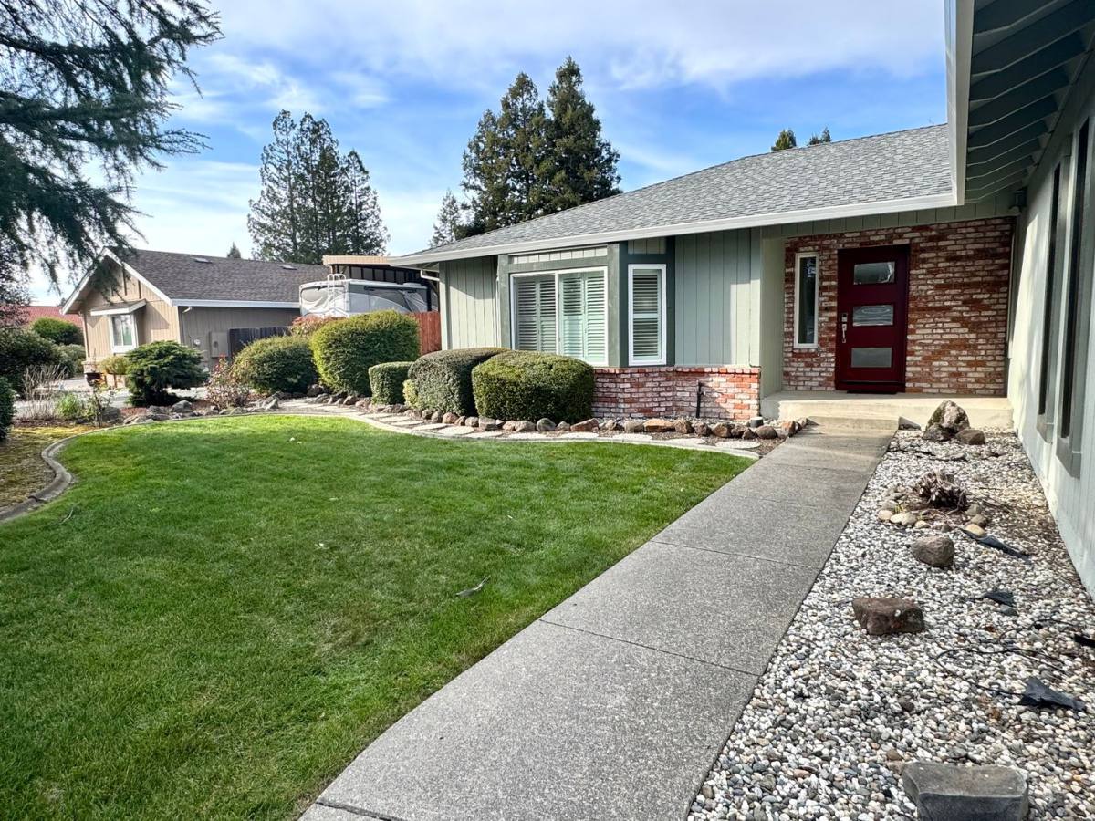 House for rent at 177 Merner Dr, Windsor, CA 95492
