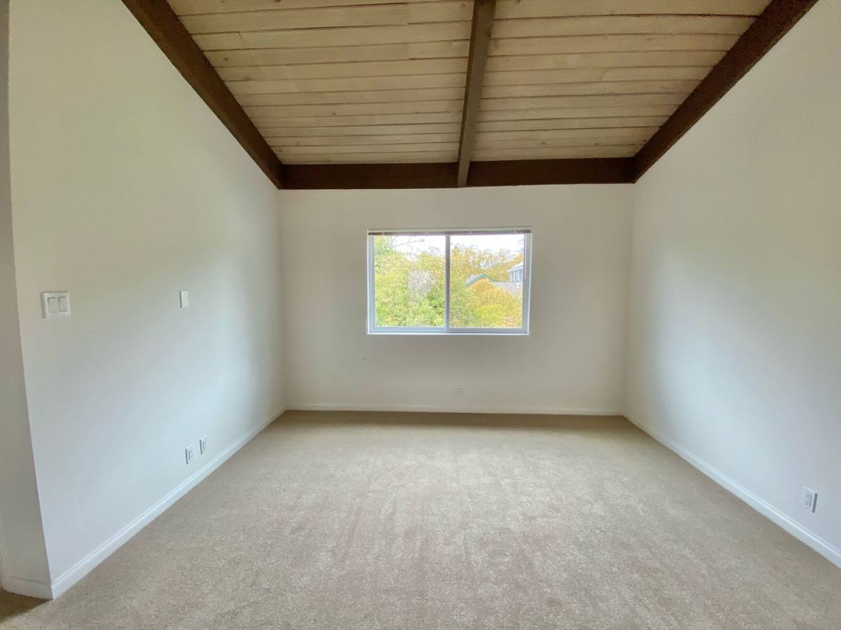 Apartment for rent at 407 Mission Ave, San Rafael, CA 94901