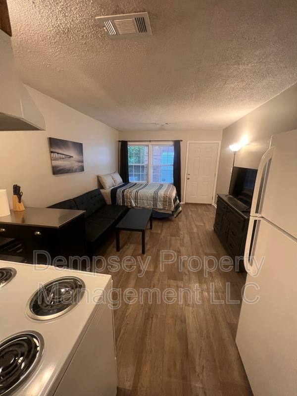 Apartment for rent at 139 39th St E #16, Tuscaloosa, AL 35405