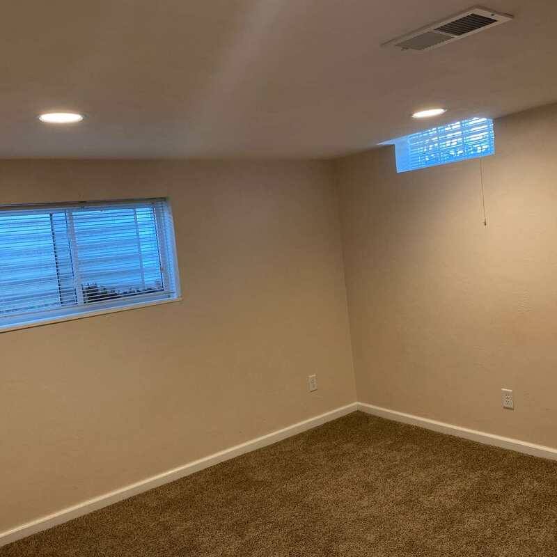 Apartment for rent at 917-919 Meadowview Dr #919, Menasha, WI 54952