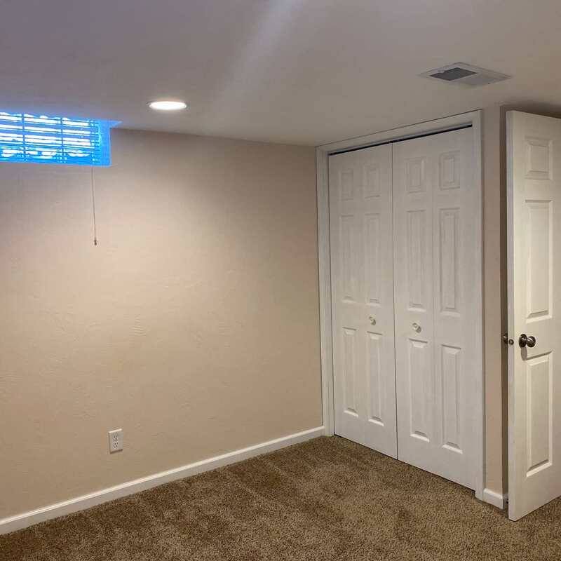Apartment for rent at 917-919 Meadowview Dr #919, Menasha, WI 54952