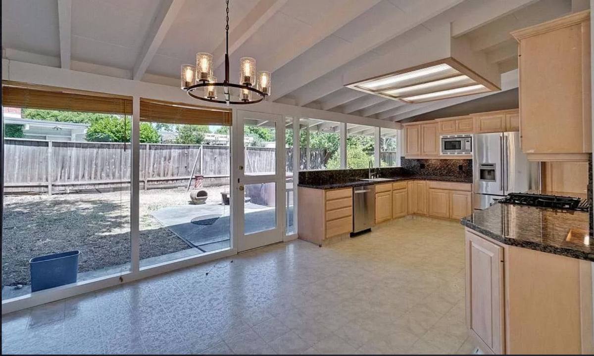 House for rent at 1011 Moreno Ave, Palo Alto, CA 94303