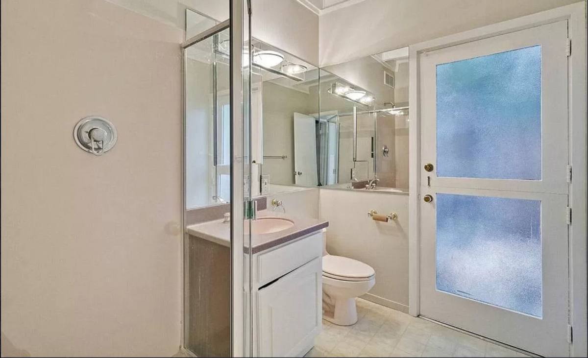 House for rent at 1011 Moreno Ave, Palo Alto, CA 94303