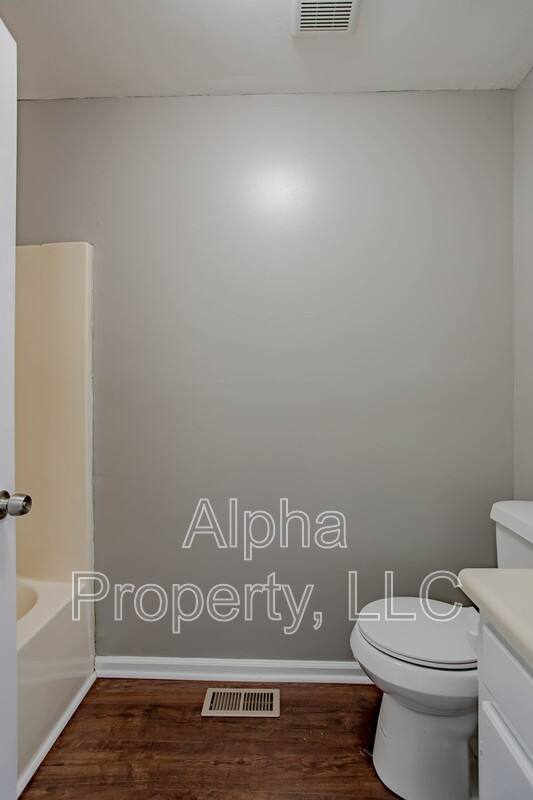 House for rent at 210 Carter St, Greenville, SC 29607