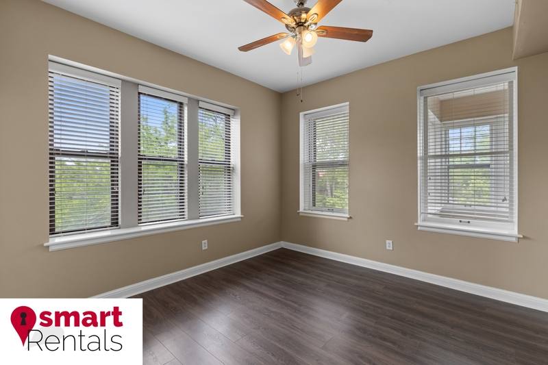 Apartment for rent at 2161 Thurman Ave #L, Saint Louis, MO 63110