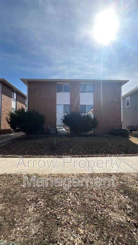 Apartment for rent at 1111 E St #7, Lincoln, NE 68508