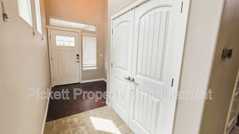 House for rent at 2122 SW Nautical St, Bremerton, WA 98312