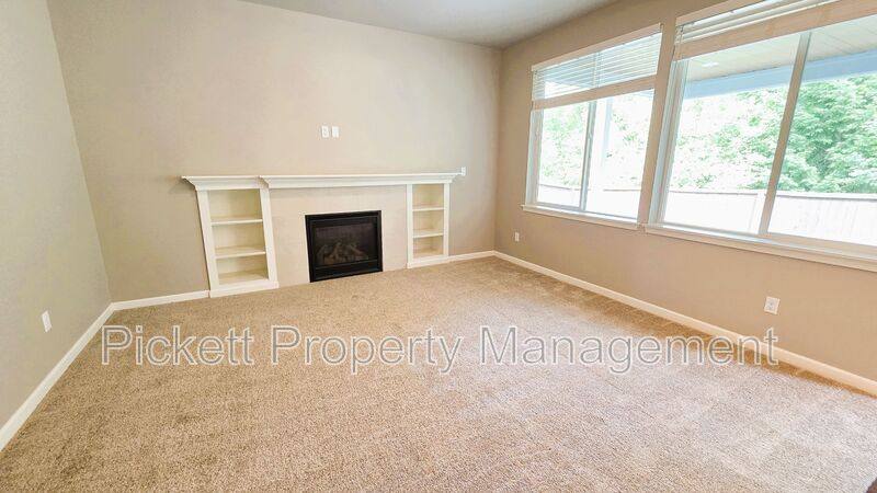 House for rent at 2122 SW Nautical St, Bremerton, WA 98312