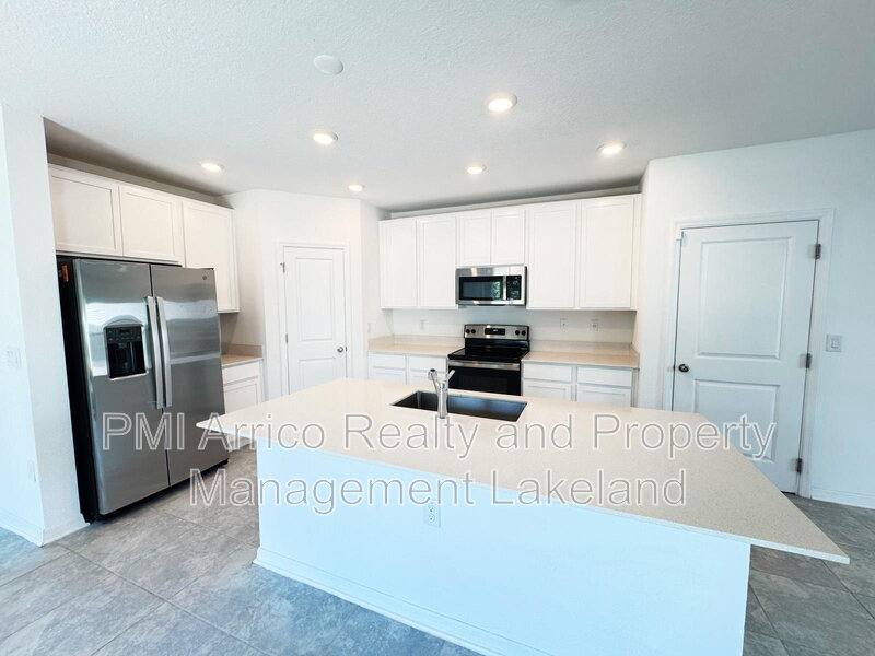 House for rent at 645 Bell Prairie Circle, Lake Wales, FL 33859