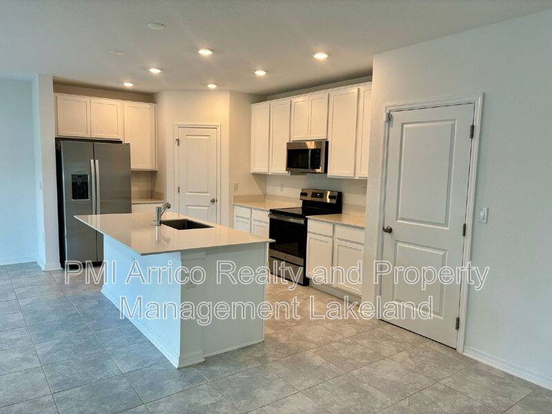 House for rent at 645 Bell Prairie Circle, Lake Wales, FL 33859