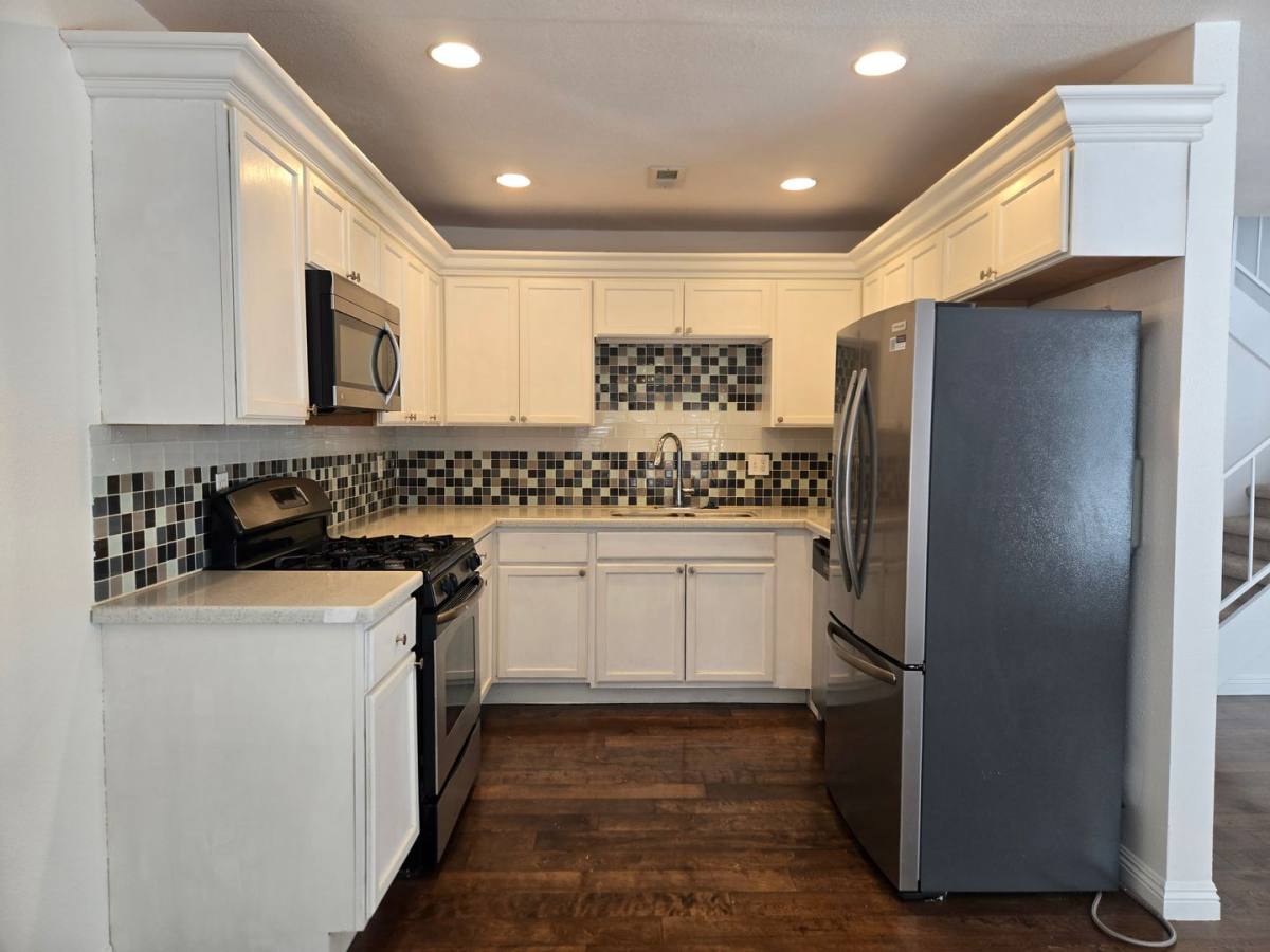 Townhouse for rent at 6425 Big Pine Way, Las Vegas, NV 89108