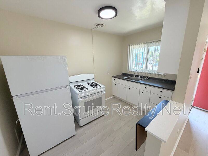 House for rent at 247 W 9th St, Azusa, CA 91702